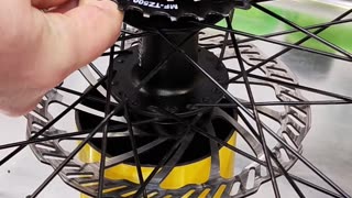 How to replace freehub on bike