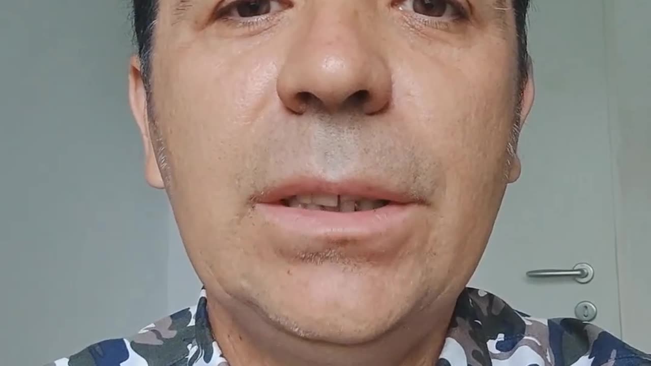 Acuzaţia de putinism este o fentă pentru a ascunde invazia neocolonialistă de după 1989