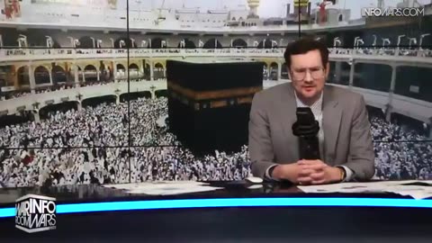 WAR ROOM (Full Show) Tuesday - 11/18/25