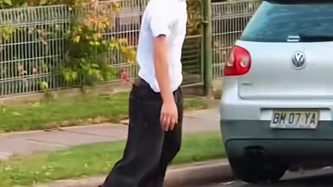 🤙🛹 Rowan Davis from Girl Skateboards - A Legend! | SkateNation