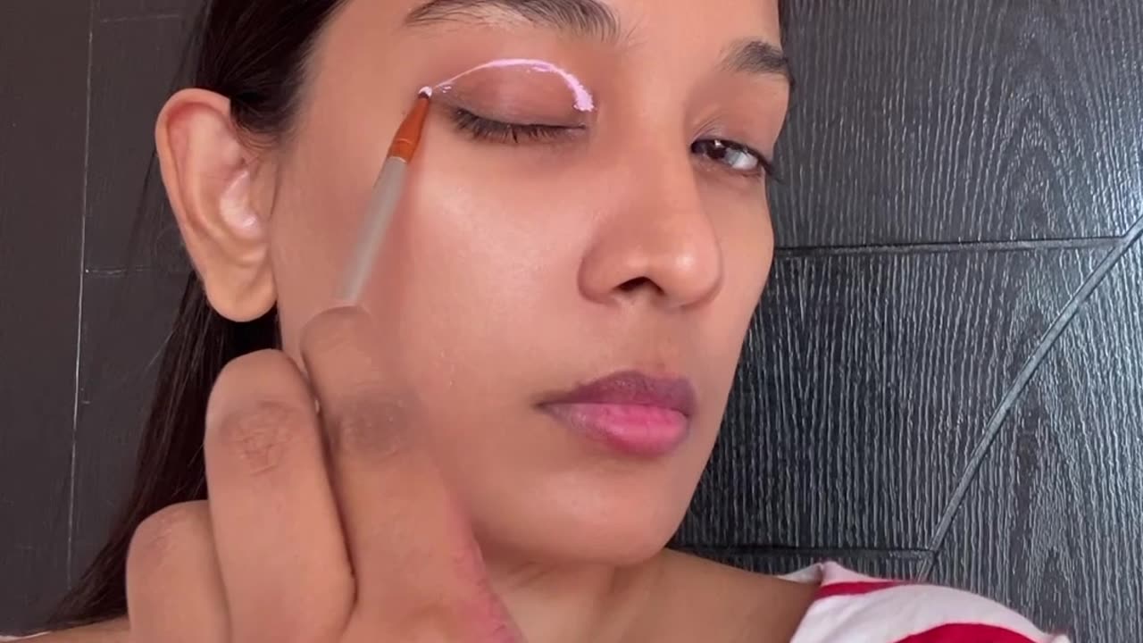 Easy Christmas Party Glam 🎄✨ | Beginner-Friendly Holiday Makeup