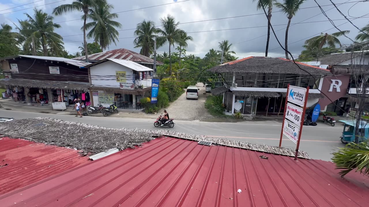 RedDoorz @HerGem in Siargao, Philippines