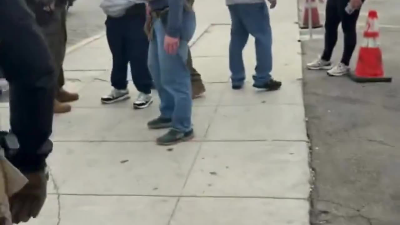 DHS agents detained an illegal alien in Long Beach