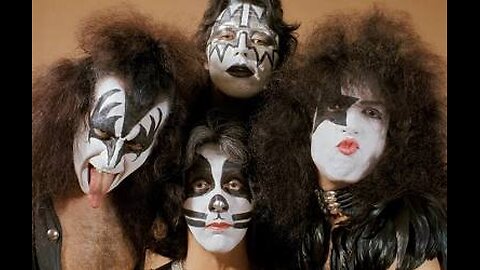 I Was Made For Loving You ~ KISS ( Live )