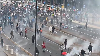 Milan, Italy Has Turned Into A War Zone Following PM Meloni's Decision To Not Recognize 'Palestine'