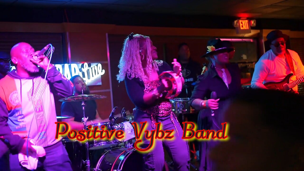 Positive Vybz swinging and crankin'.