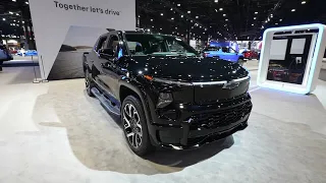 2024 Chevy Silverado EV RST