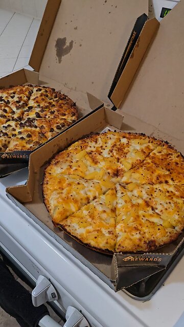 #dominospizza #pizza #pizzahut #dominos #junkfood