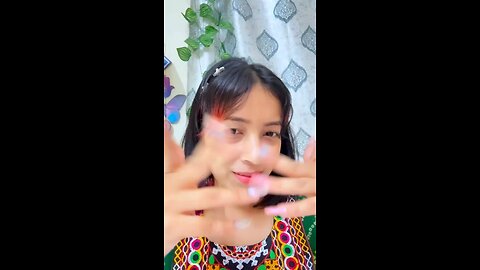 BoltBee Gel Polish Hands On!