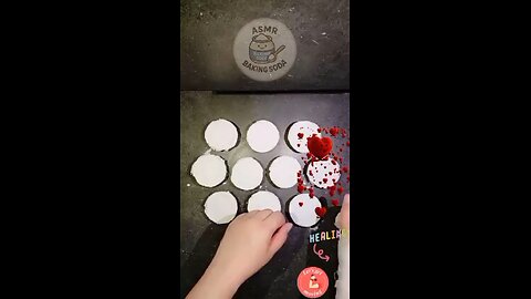 ASMR baking soda