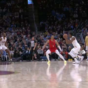 NBA - Two big late triples for De'Andre Hunter 🔥