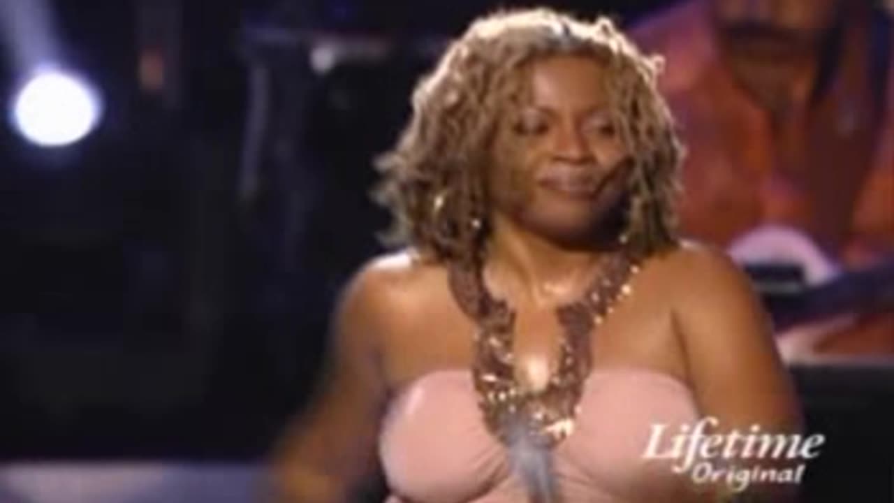 En Vogue feat. Kelly Clarkson - Free Your Mind = Lifetime Women Rock 2004