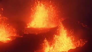 Kīlauea Eruption: Multiple Vents Fountaining #Volcano #Science