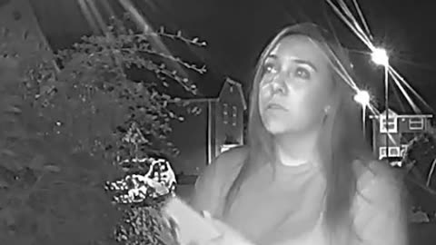 Woman Shows Up At Married Man's Door To Meet Up