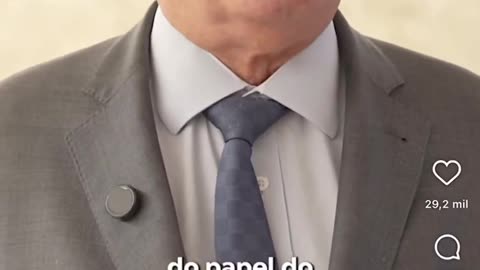 Os ministros do STF gravaram, então, uma homenagem póstuma à Carta de 88