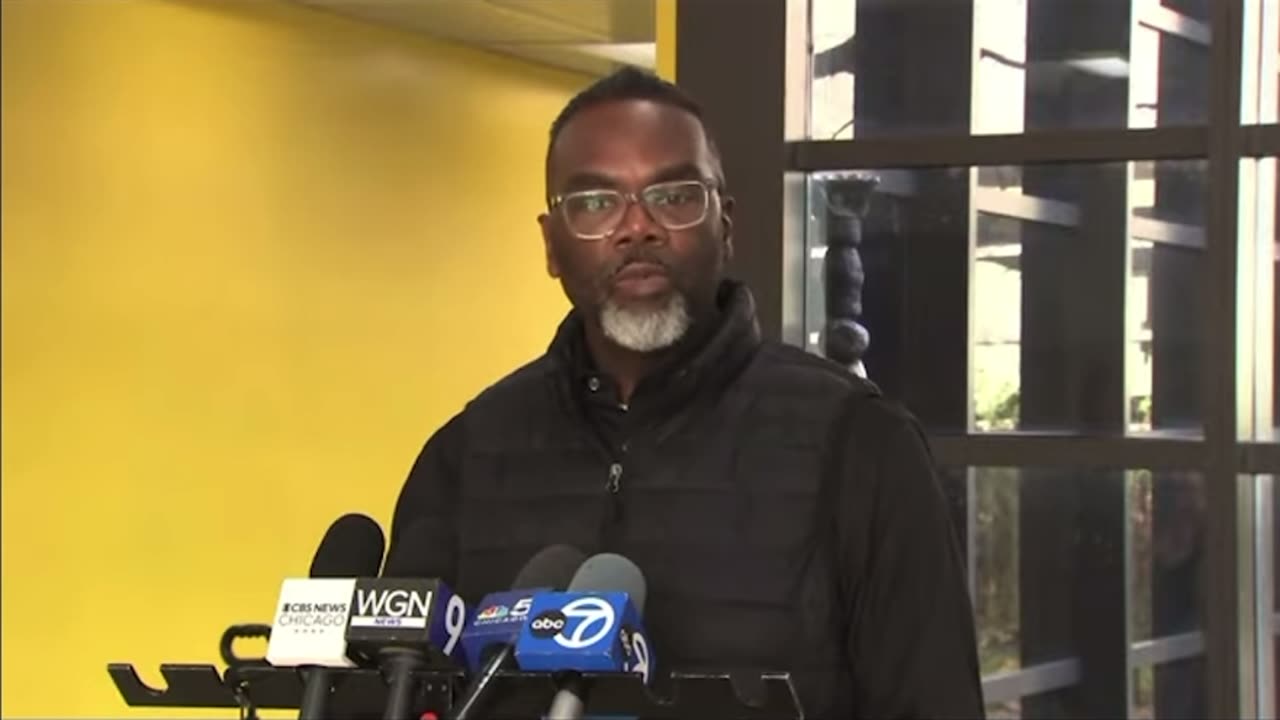 Chicago Mayor Brandon Johnson Addresses Shootings that Left 8 Injured, 1 Dead