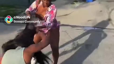 Hood Fight: Women Don’t Get Along