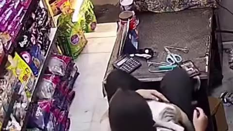 When your cat knows you’re spending too much time online