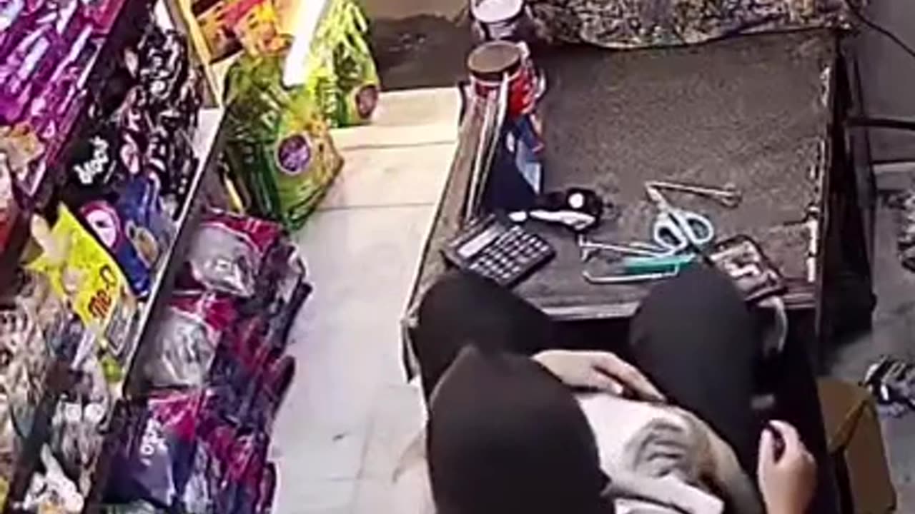 When your cat knows you’re spending too much time online