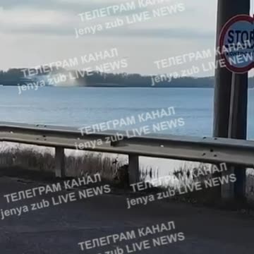 Ukraine war related/combat footage 12/10/2025