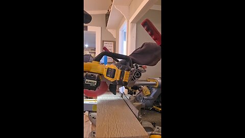 DEWALT 20V MAX 7-1/4-Inch Miter Saw, Tool Only, Cordless (DCS361B)