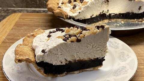 Mile-High Peanut Butter Brownie Pie #peanutbutterbrowniepie