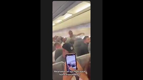 Man tried to open plane door mid-flight, gets subdued by passengers✈️ 💥💥💥