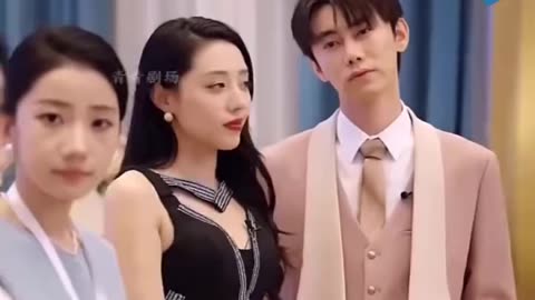 Review Phim Hay : Tỷ Phú Số 1 Vay Tiền Bị Coi Khinh… Và Cái Kết Đầy Sự Chấn Động