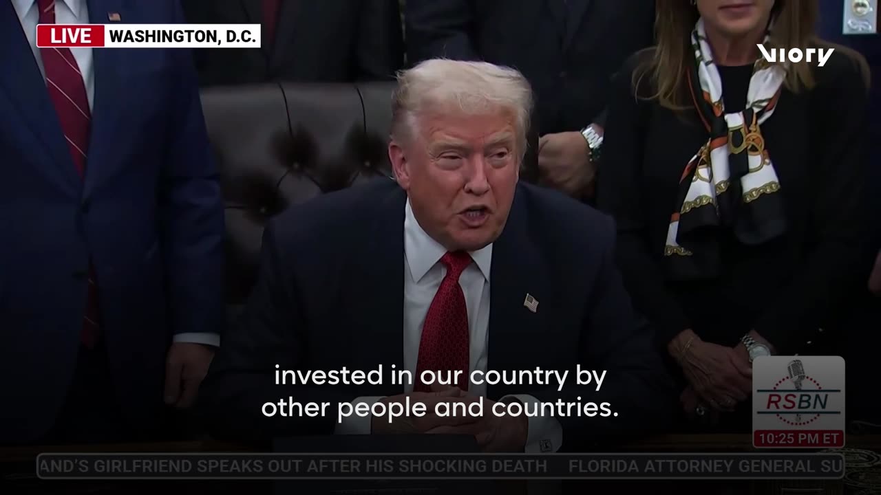 No questions, Mr President?! - Trump keeps silent amid escalating Epstein-emails row