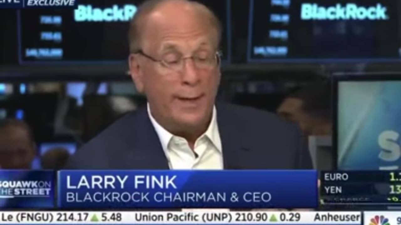 BlackRock CEO admits Bitcoin is the future 🤯 #shorts #markmoss