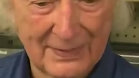 An 80-year-old store owner in California calmly manages an armed robber with remarkable resilience