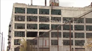 Watch Alex Jones Warn You About The New World Order Years Ago in These Films