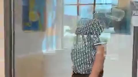 Funny Guy Video-21