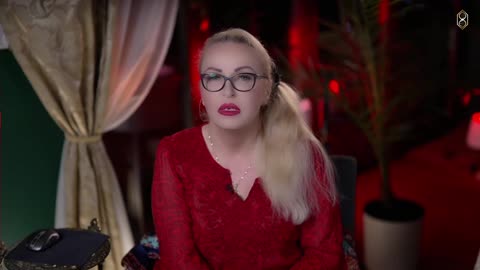 JAK ŻYĆ Z NARCYZEM i jak się przed nim bronić?