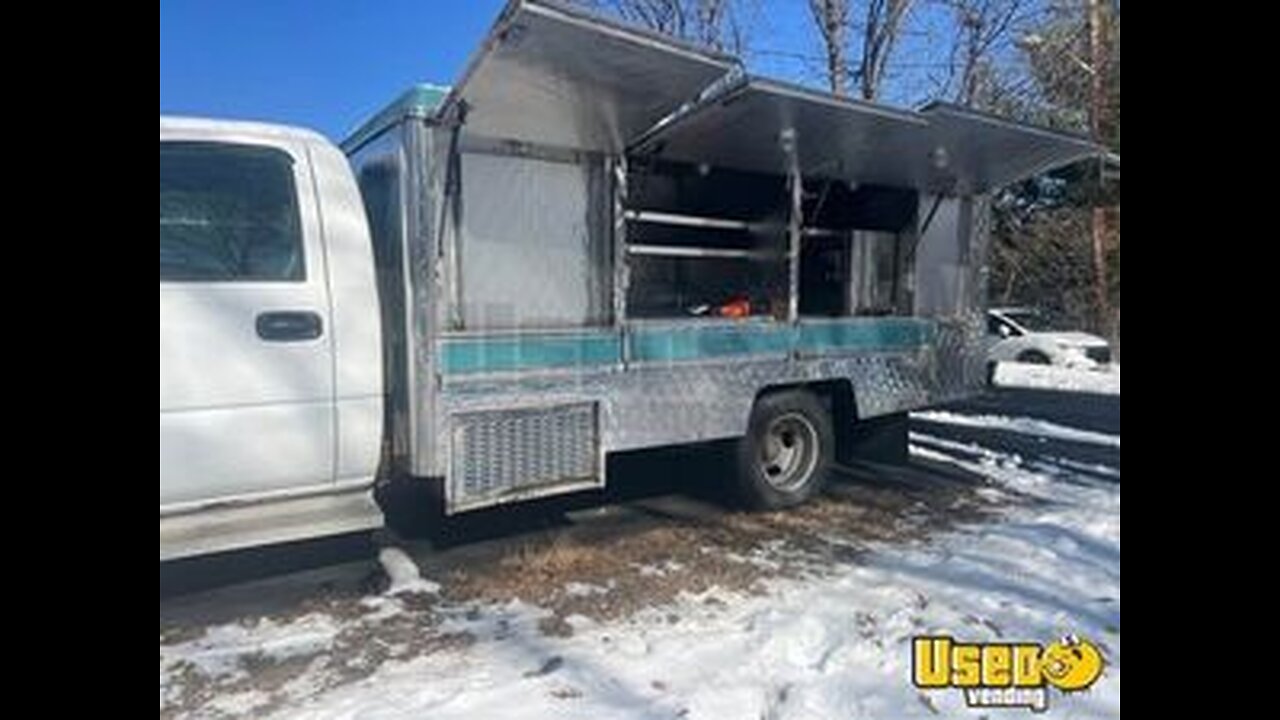 2007 GMC Sierra 3500 Regular Cab | Lunch Serving Food Truck for Sale in New Jersey!