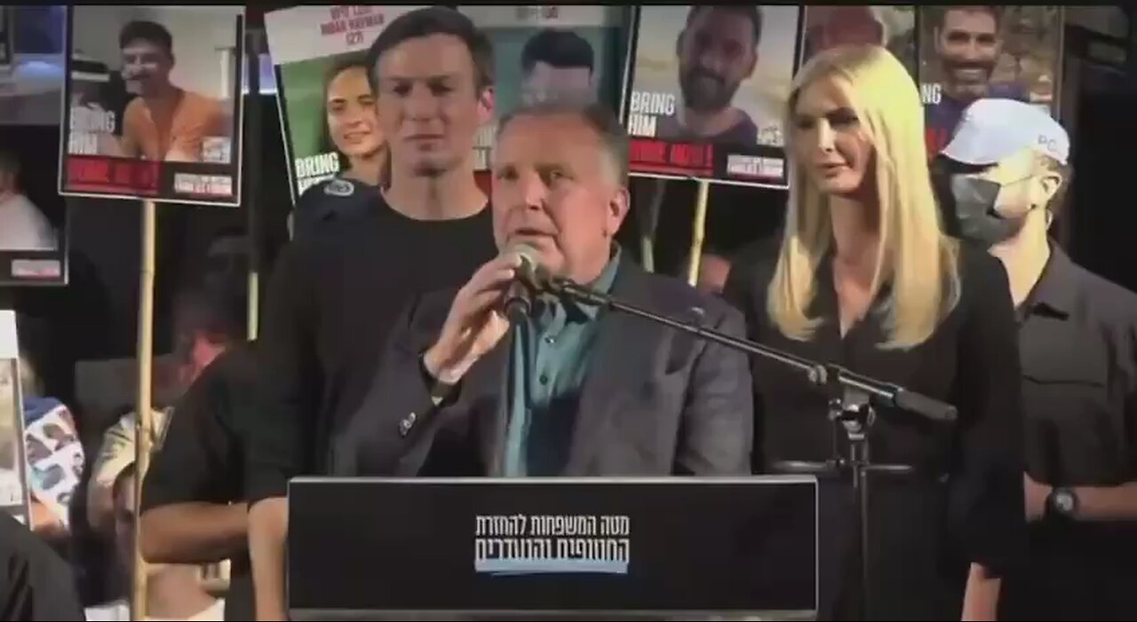 Everyone at Hostage Square in Israel just collectively booed him