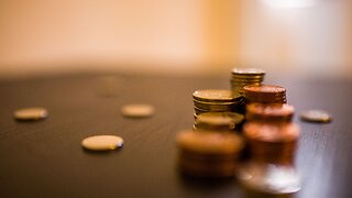 Nearly 1 in 3 expect to slip into debt this holiday season