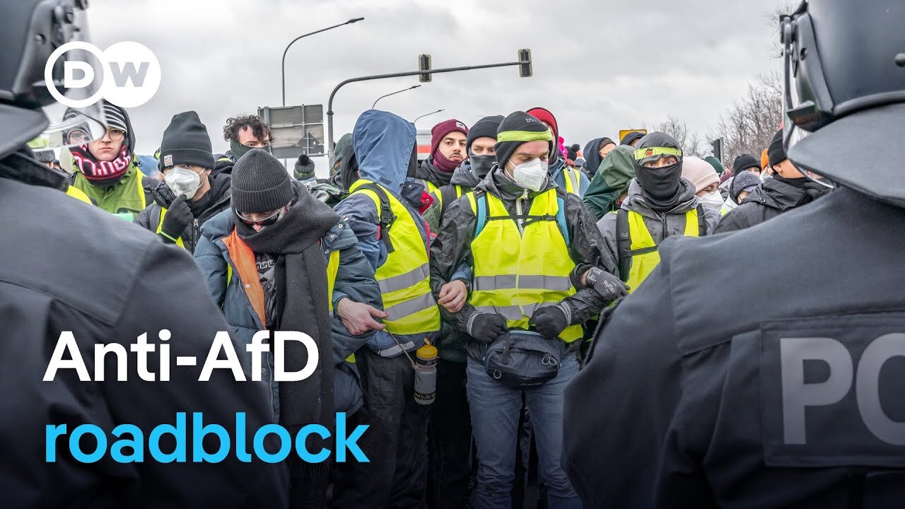 Protesters in Germany block roads to far-right AfD party convention | DW News