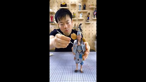 The 92-Year-Old Jigong Statue – Worn Shoes, Torn Robe, and a Story of Simplicity