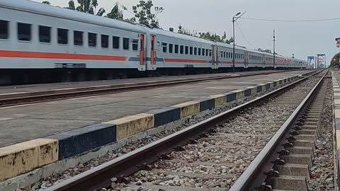 Cipunagara train station