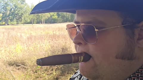 Oliva cigar.