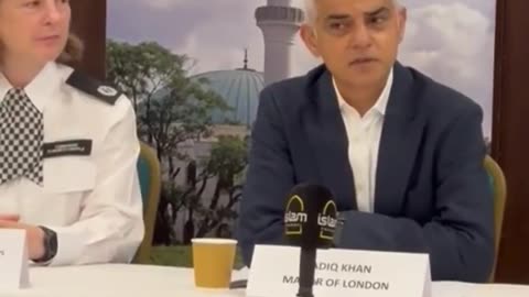 An Islamic terrorist kiIIs three little girls in England, but ...