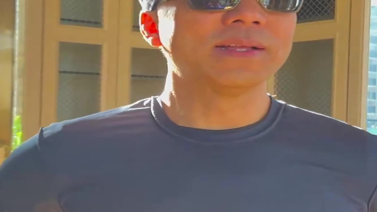 20221014文贵先生GETTR¹： #经济：看不出世界经济有任何未来。任何一个经济危机到来之前，都会是起起伏伏！世界上最头脑冷静最干净最健康的是我们！