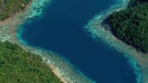 Karavapop Lagoon - located in In Eastern Indonesia