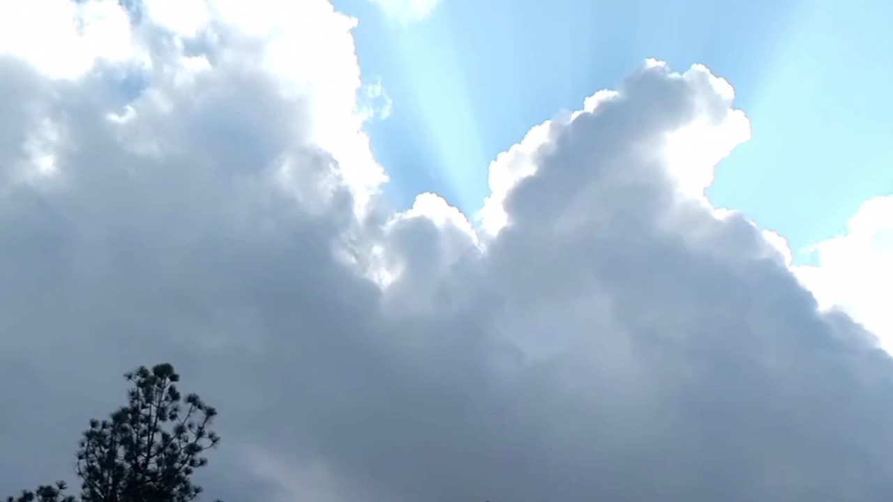 These clouds refuse to touch each other.