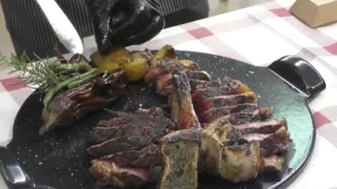 Italy’s Street Food Festivals Are Serving Up the Most Insane Grilled Feasts!