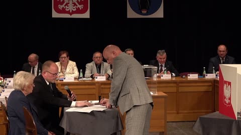 IX Kadencja I Sesja Rady Miejskiej w Starym Sączu 1080p