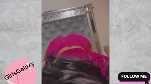 IRRESISTIBLE GIRLS TWERK COMPILATION