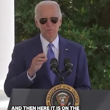 Who was the person or persons who controlled the Auto Pen and the Teleprompter? 🤔