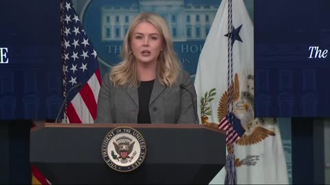 🚨🇺🇸 White House Press Secretary Karoline Leavitt | By now people shouldn’t be falling for “pass the blame” bs. It’s just the government there’s NO Left or Right